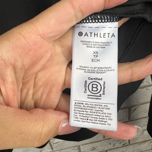 Athleta | Seasoft Quarter Zip - Picture 3 of 8